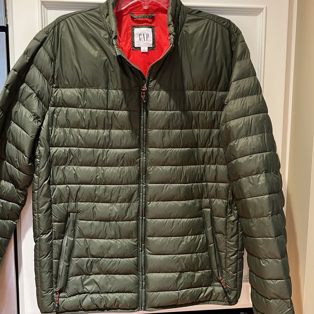 NWT Gap mens puffer